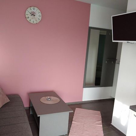 Apartmani Verica 카를로바크 외부 사진