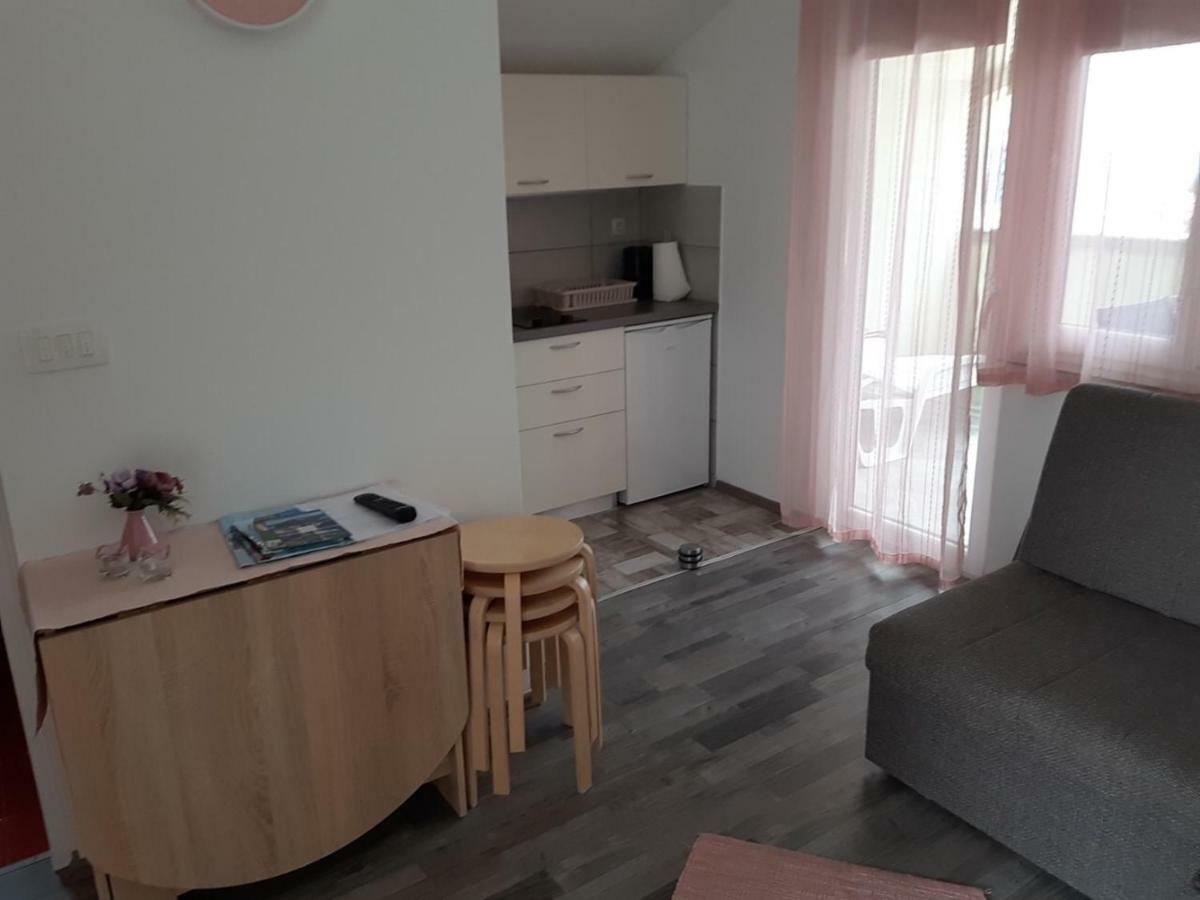 Apartmani Verica 카를로바크 외부 사진