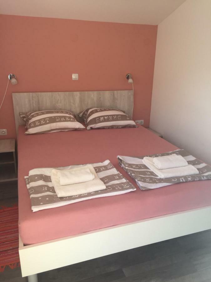 Apartmani Verica 카를로바크 외부 사진